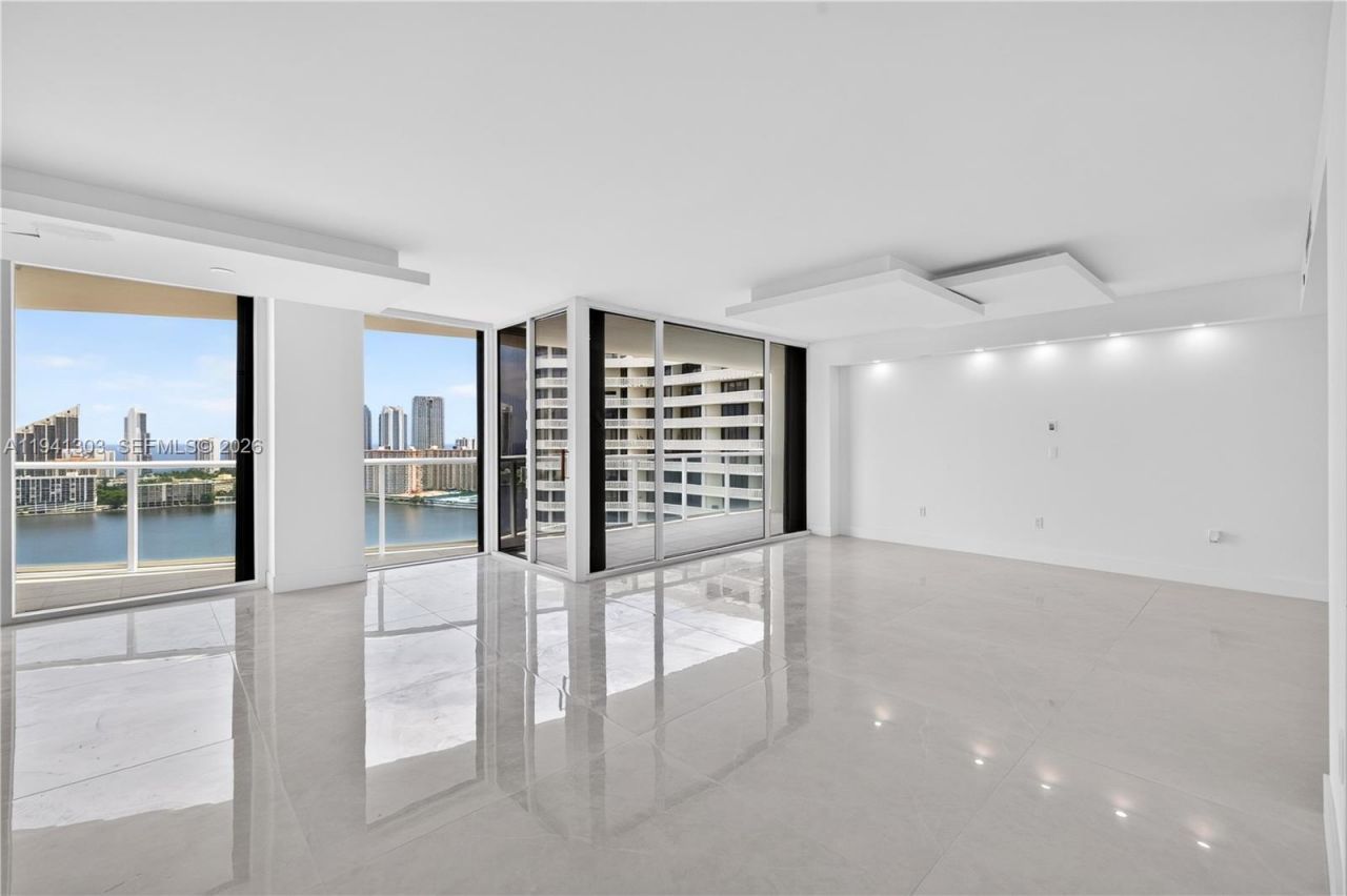 4000 Island Bl, Unit 2701, Aventura, FL 33160 Photo