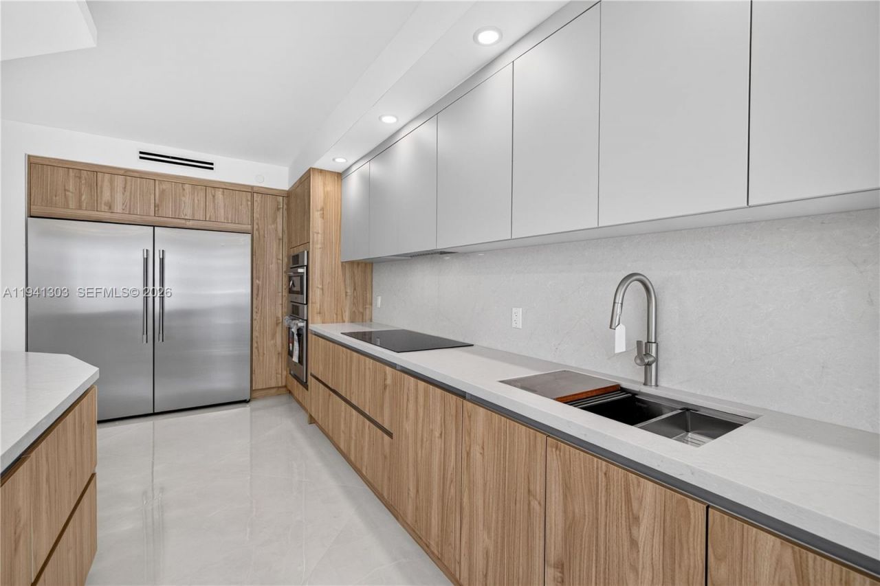 4000 Island Bl, Unit 2701, Aventura, FL 33160 Photo
