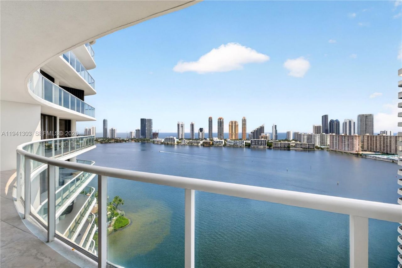 4000 Island Bl, Unit 2701, Aventura, FL 33160 Photo