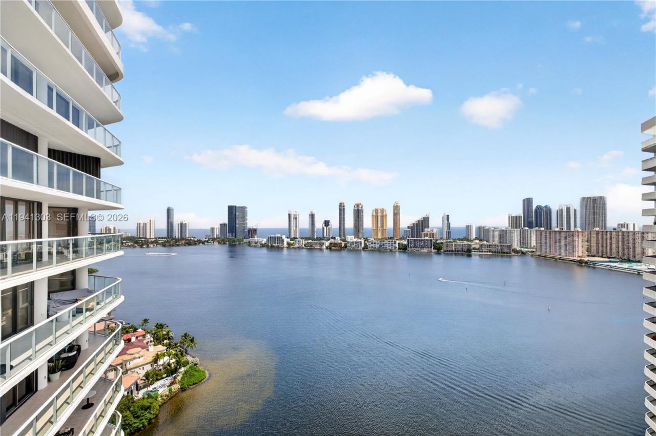 4000 Island Bl, Unit 2701, Aventura, FL 33160 Photo