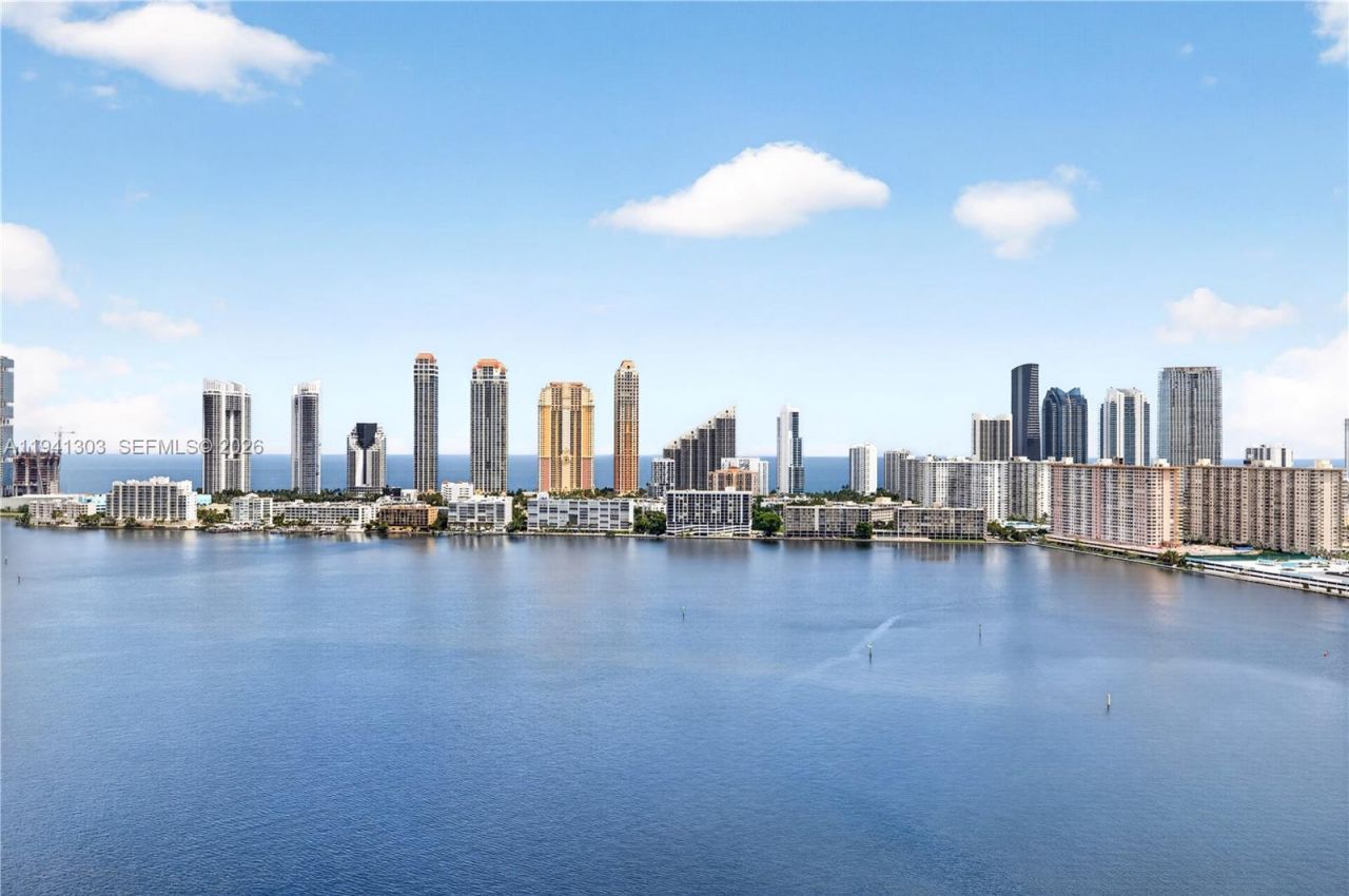 4000 Island Bl, Unit 2701, Aventura, FL 33160 Photo