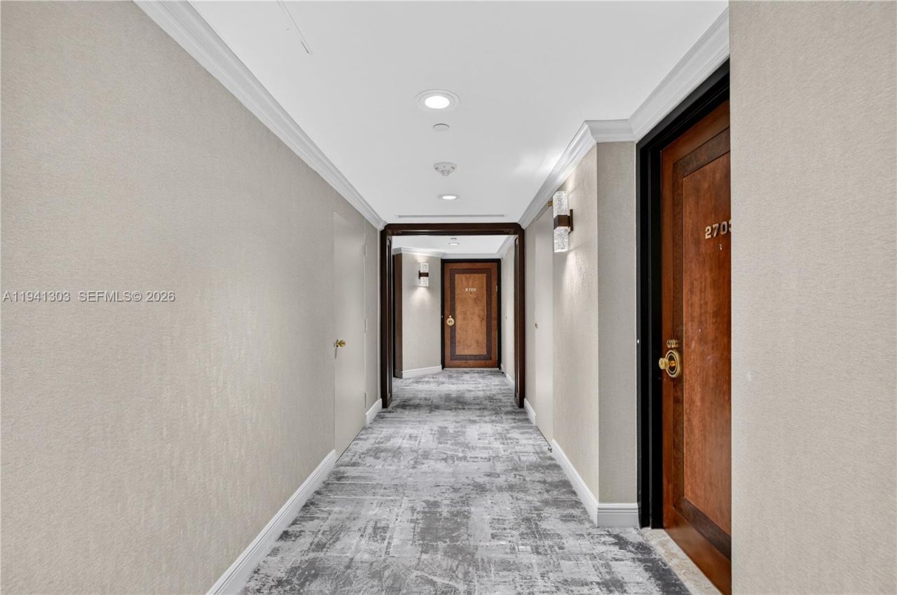 4000 Island Bl, Unit 2701, Aventura, FL 33160 Photo