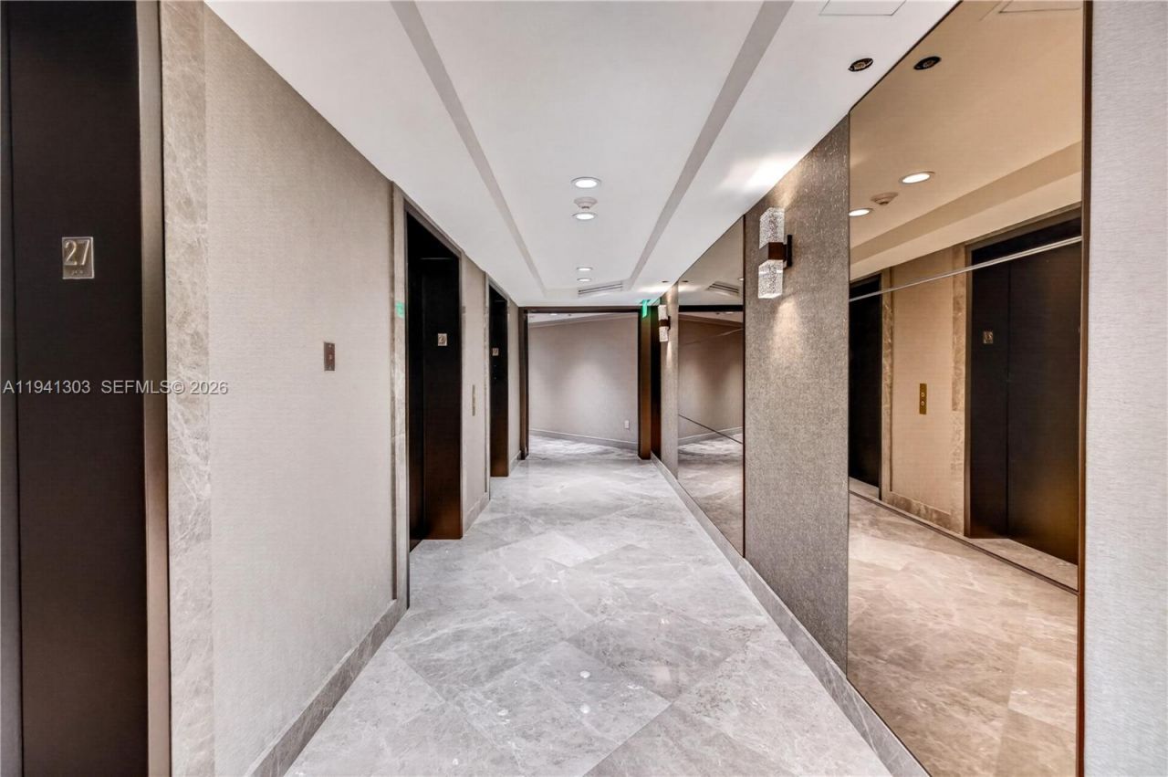4000 Island Bl, Unit 2701, Aventura, FL 33160 Photo