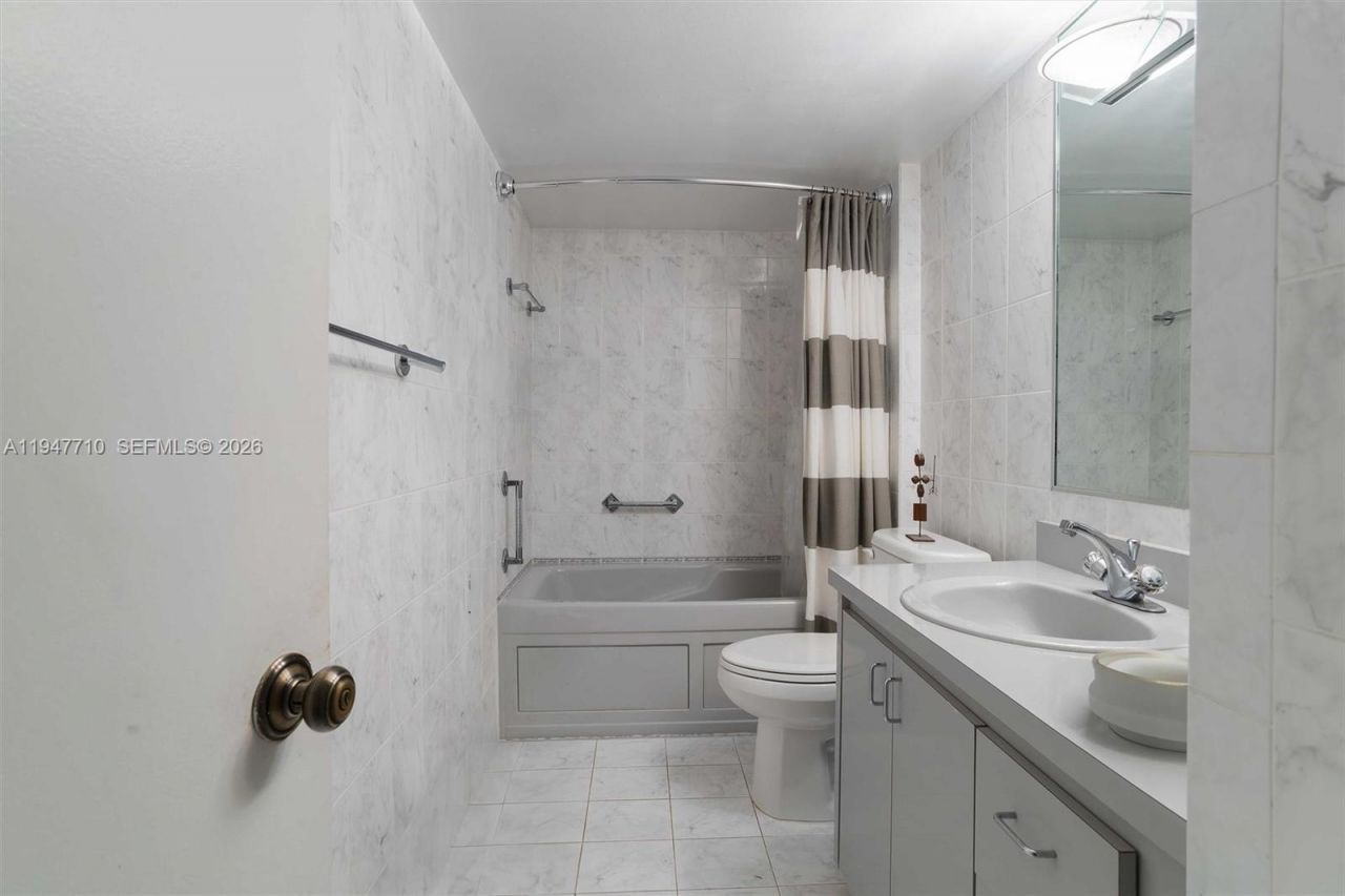 1623 Collins Ave, Unit 812, Miami Beach, FL 33139 Photo