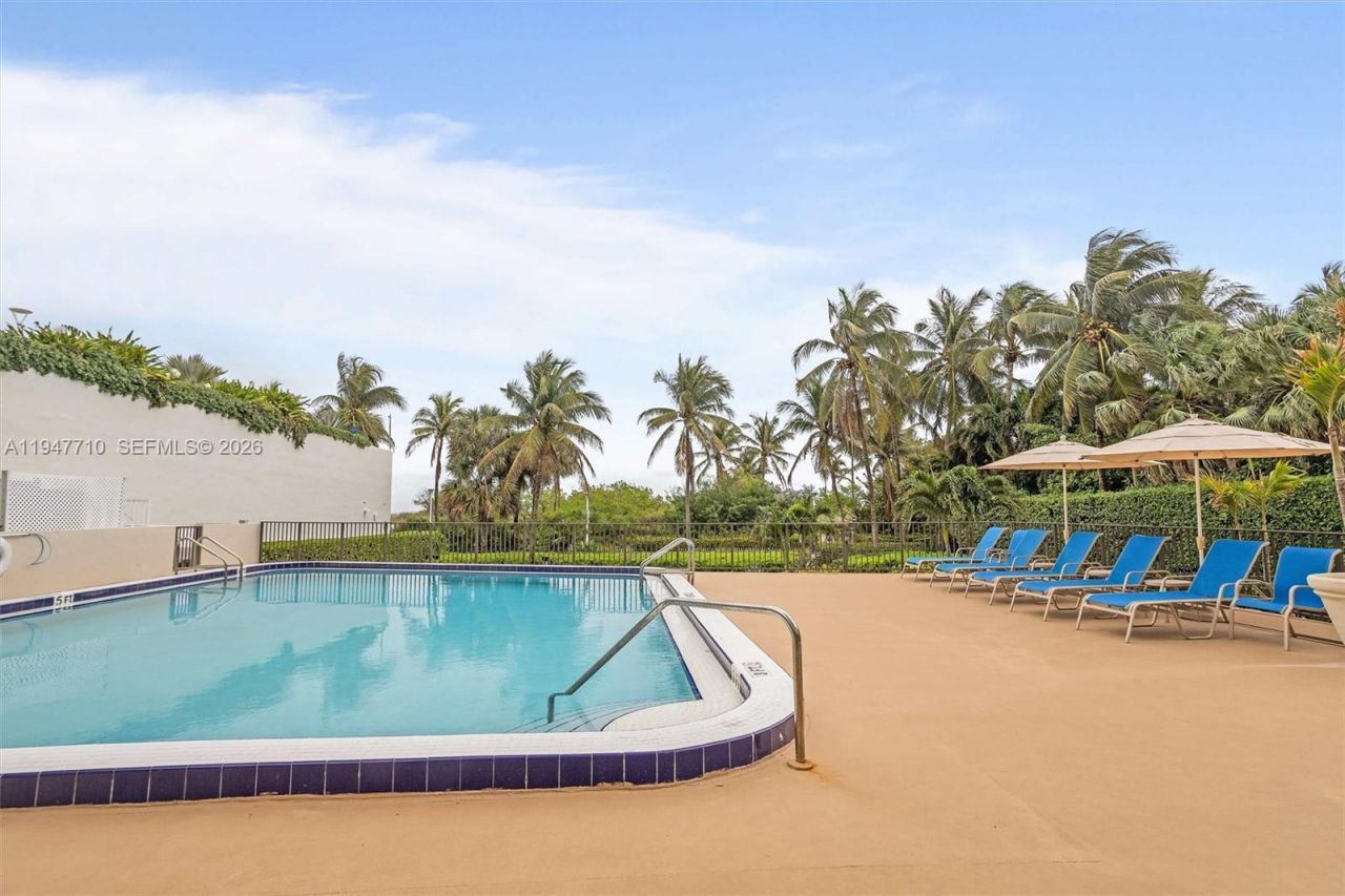 1623 Collins Ave, Unit 812, Miami Beach, FL 33139 Photo