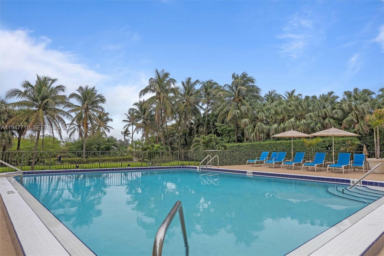 1623 Collins Ave, Unit 812, Miami Beach, FL 33139 Photo
