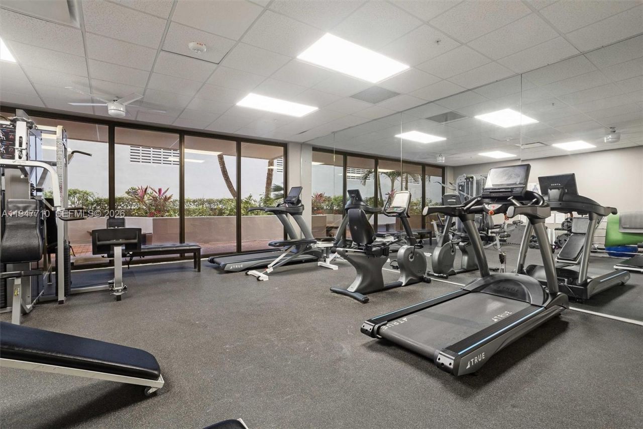 1623 Collins Ave, Unit 812, Miami Beach, FL 33139 Photo