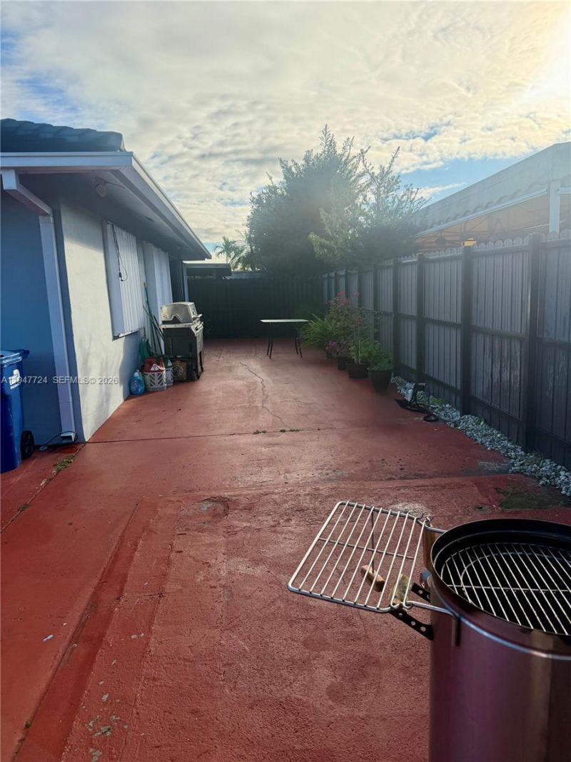 14690 SW 49 St, Miami, FL 33175 Photo