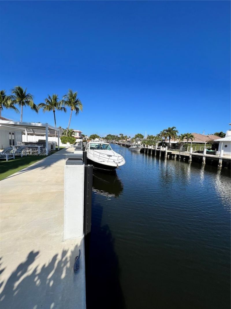 5510 Bayview Dr, Fort Lauderdale, FL 33308 Photo