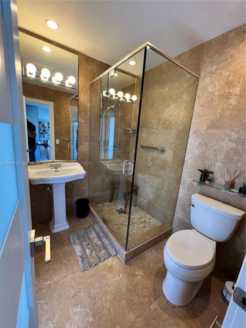 5510 Bayview Dr, Fort Lauderdale, FL 33308 Photo