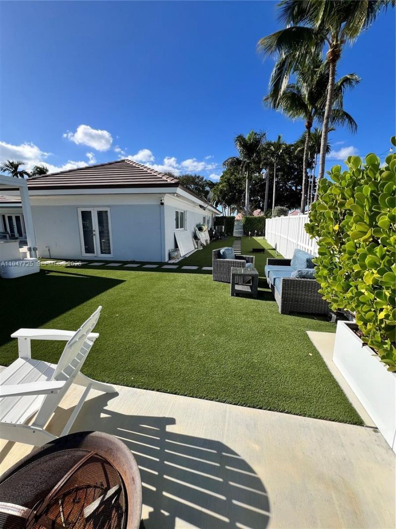 5510 Bayview Dr, Fort Lauderdale, FL 33308 Photo