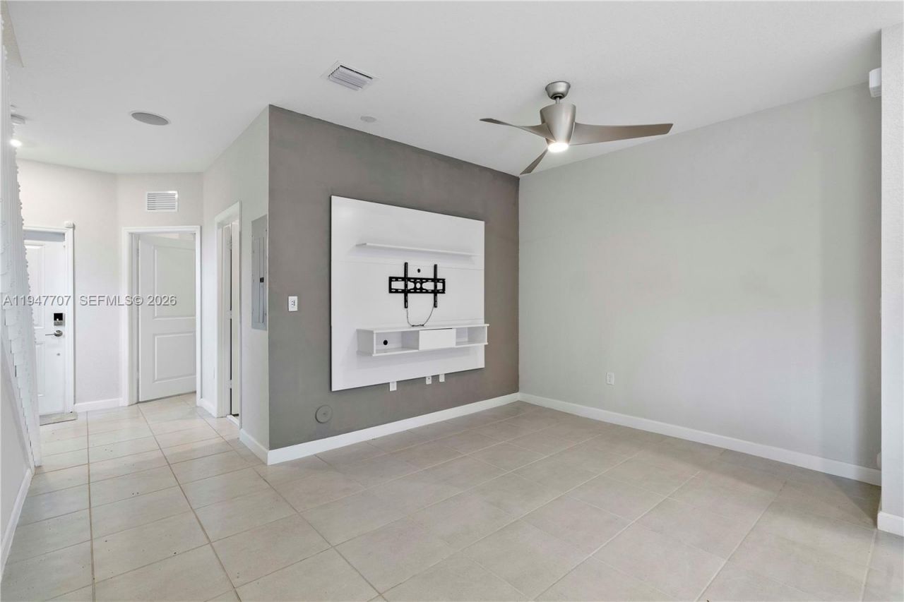 2751 SE 15th St , Homestead, FL 33035 Photo