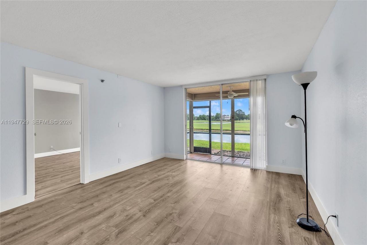 3100 W Rolling Hills Cir, Unit 109, Davie, FL 33328 Photo