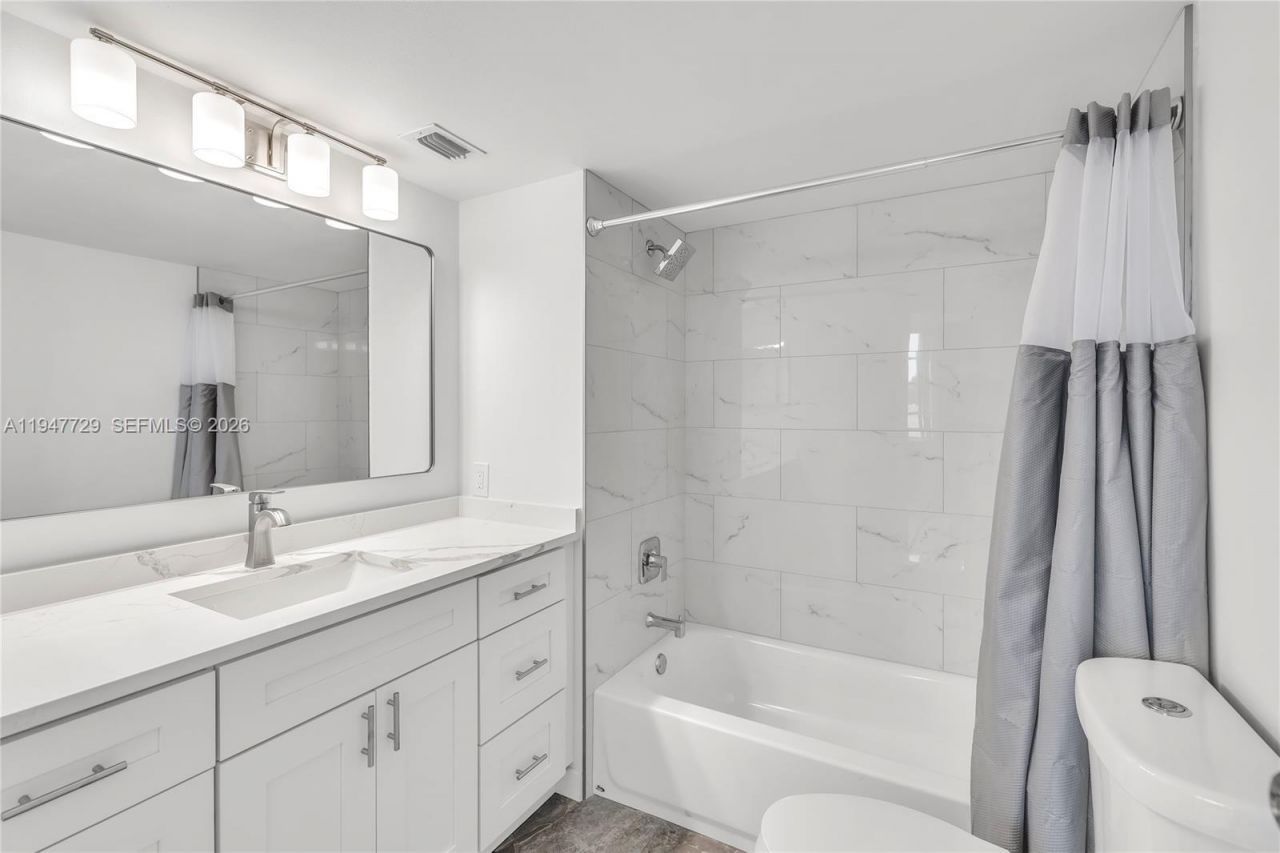 3100 W Rolling Hills Cir, Unit 109, Davie, FL 33328 Photo