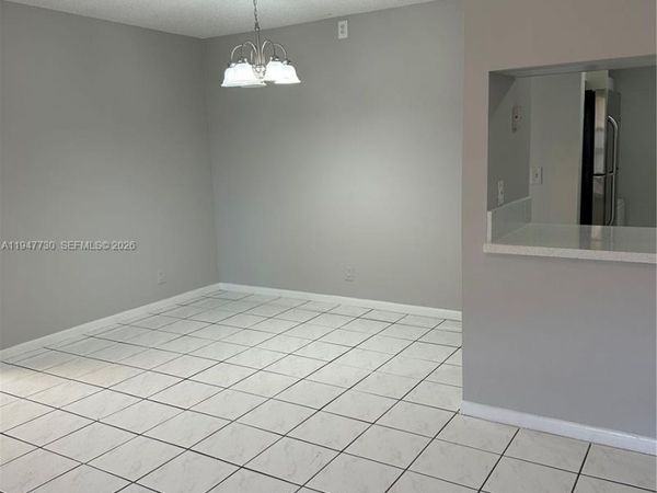 10037 Winding Lake Rd, Unit 204, Sunrise, FL 33351