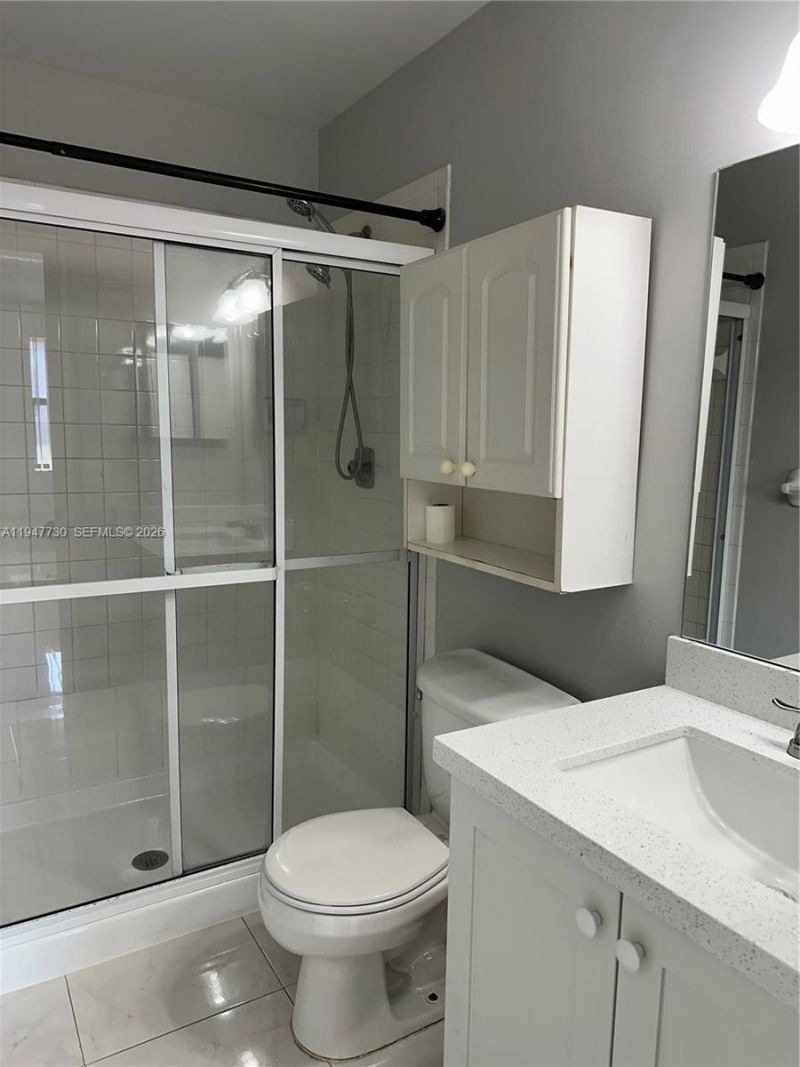 10037 Winding Lake Rd, Unit 204, Sunrise, FL 33351 Photo