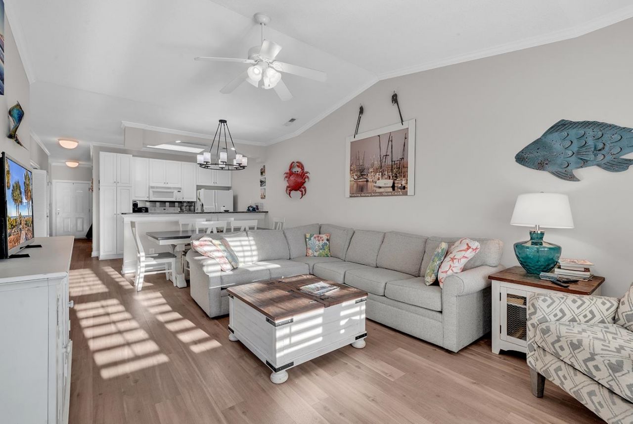 4503 W Harbor Ct. Photo 7