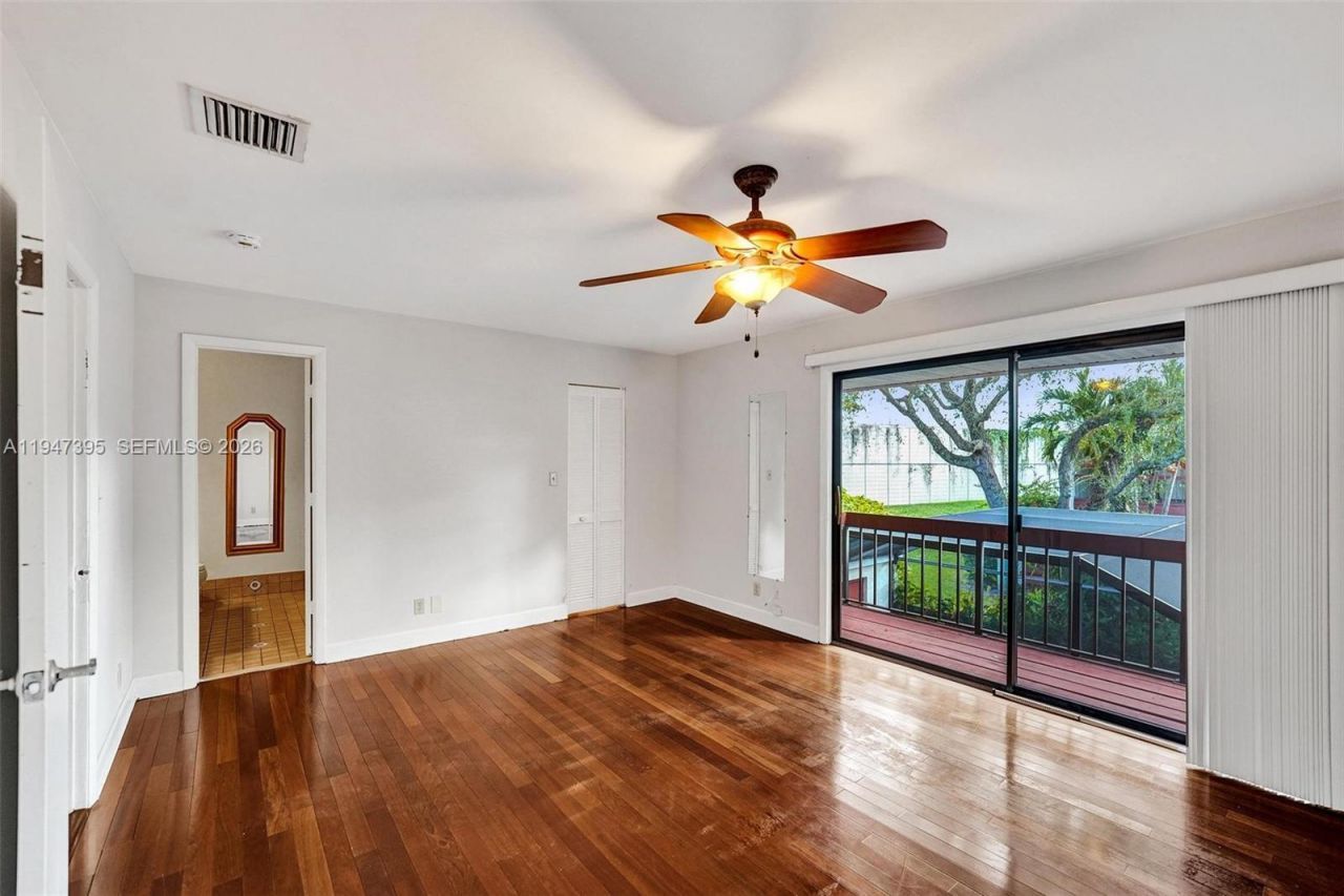 2990 Oaktree Ln, Unit 338, Hollywood, FL 33021 Photo