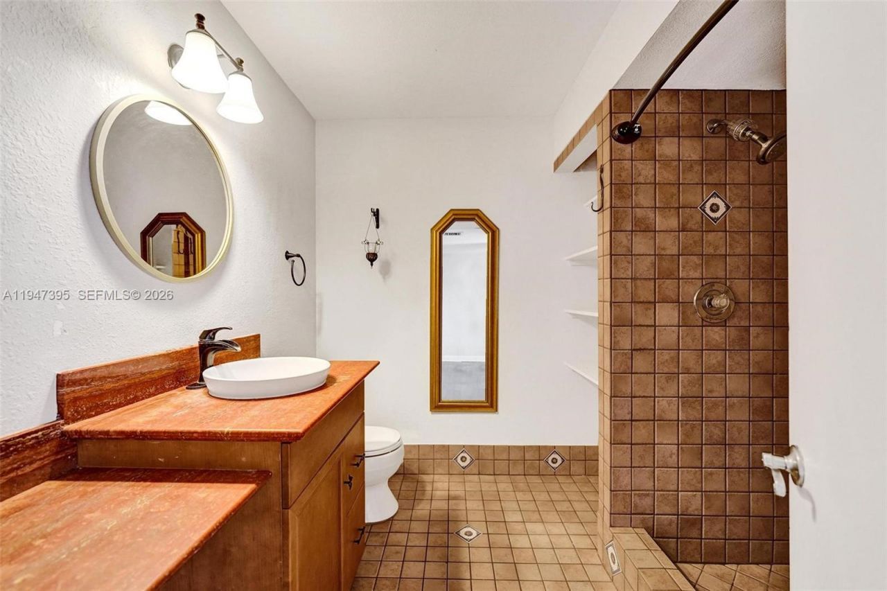 2990 Oaktree Ln, Unit 338, Hollywood, FL 33021 Photo