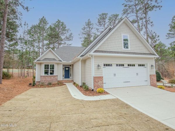 132 Hunter Trail, Southern Pines, NC 28387