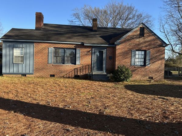 209 Short Brown Street, Columbus, MS 39702