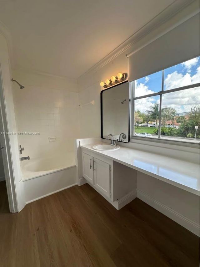 8417 NW 1st Ter, Miami, FL 33126 Photo