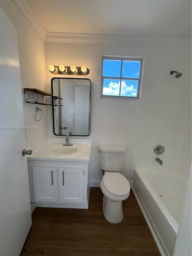 8417 NW 1st Ter, Miami, FL 33126 Photo