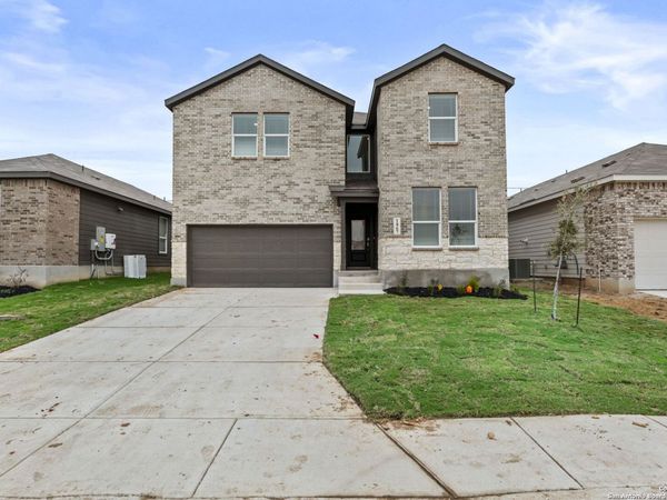 1867 Nuthatch Ridge, New Braunfels, TX 78130