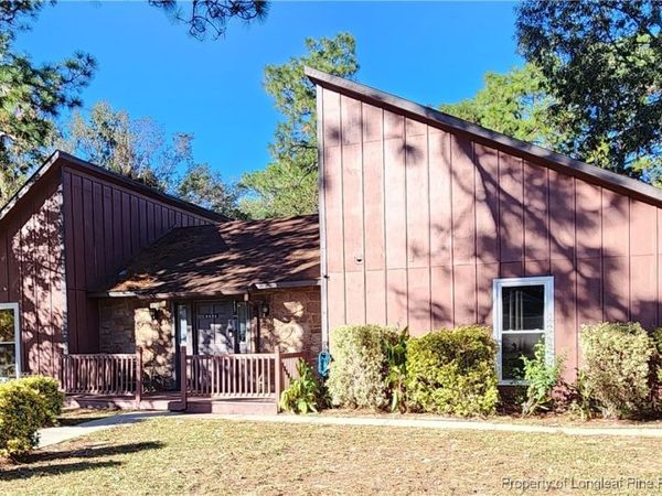 6804 Timbercroft Lane, Fayetteville, NC 28314