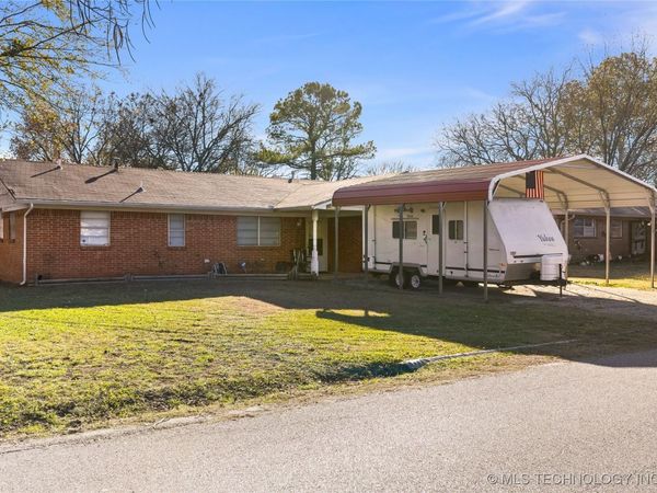 43 Laurel Street, Lone Grove, OK 73443
