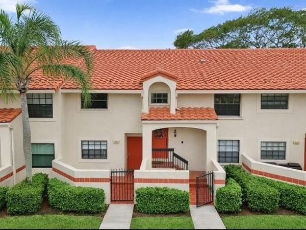 903 Congressional Way, Unit 903, Deerfield Beach, FL 33442