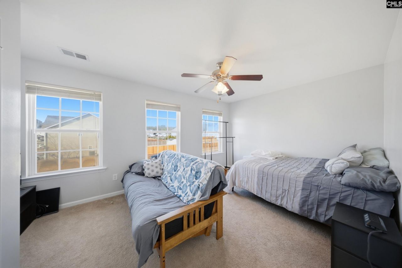 215 Black Pine Court Photo 14