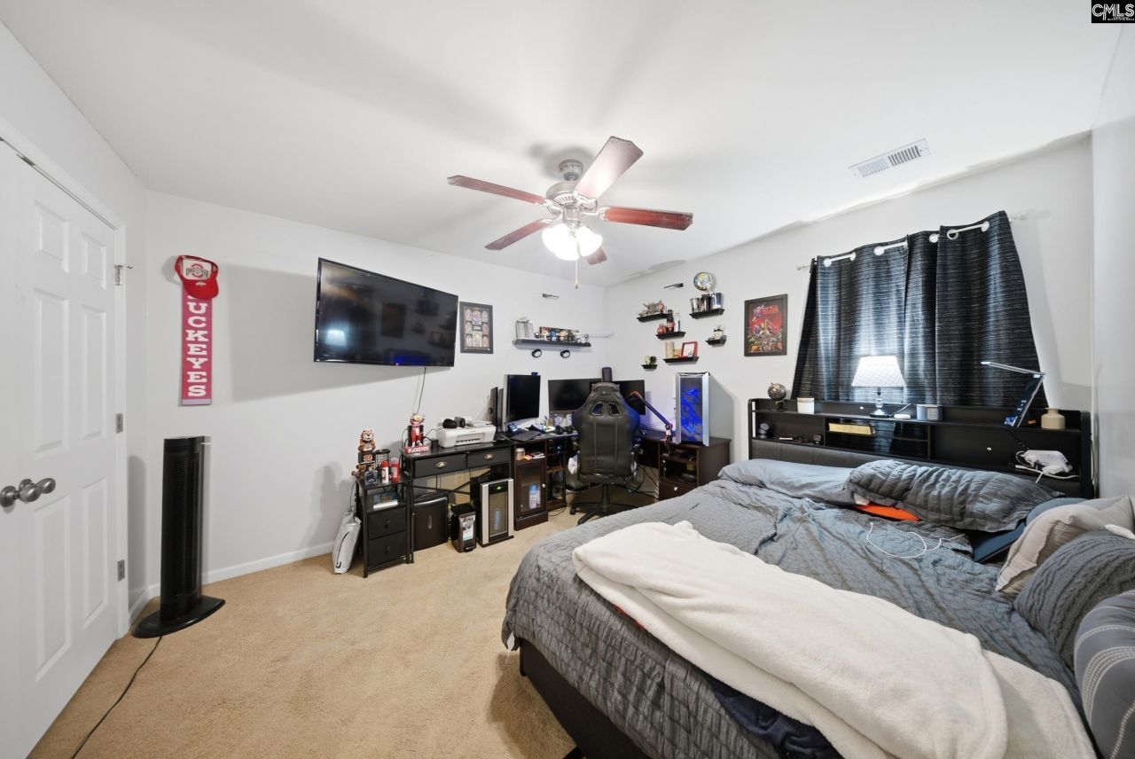 215 Black Pine Court Photo 19