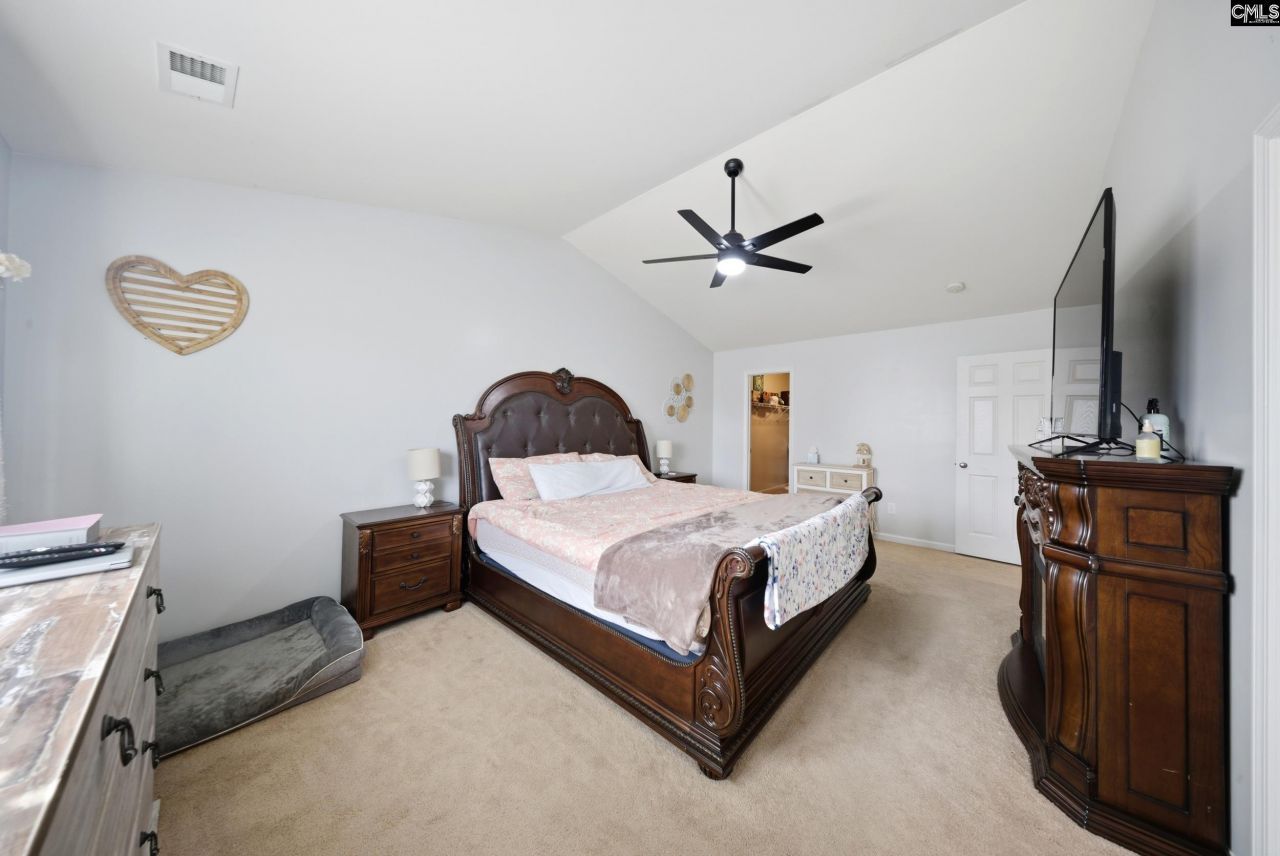 215 Black Pine Court Photo 24