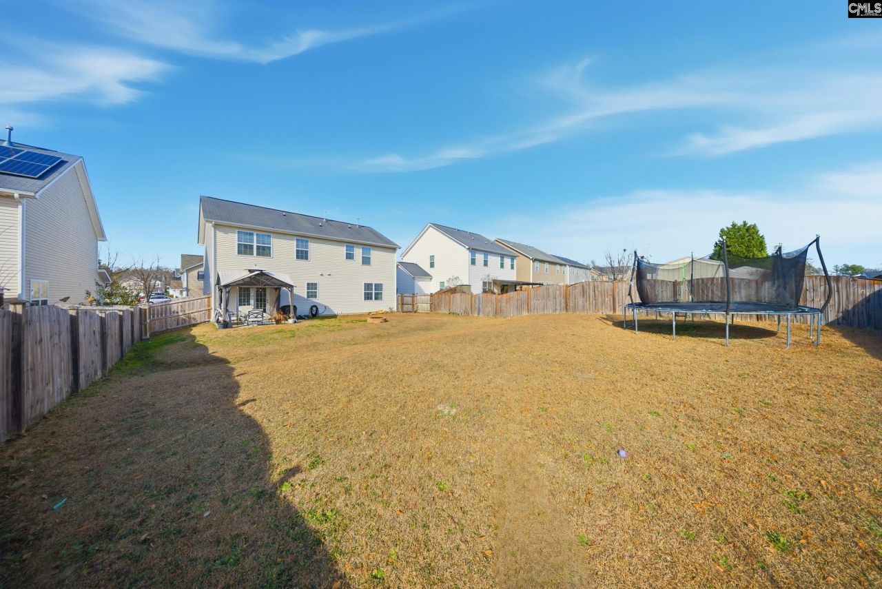 215 Black Pine Court Photo 5