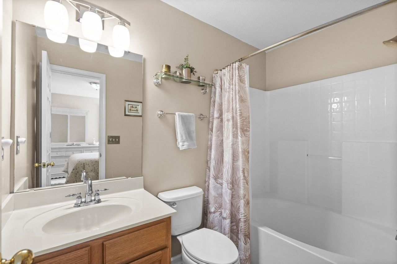 4751 Southgate Pkwy. Photo 22