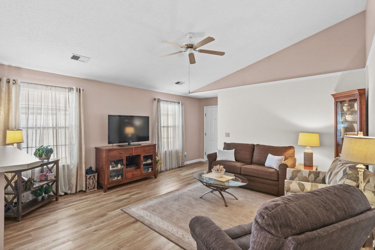 4751 Southgate Pkwy. Photo 8