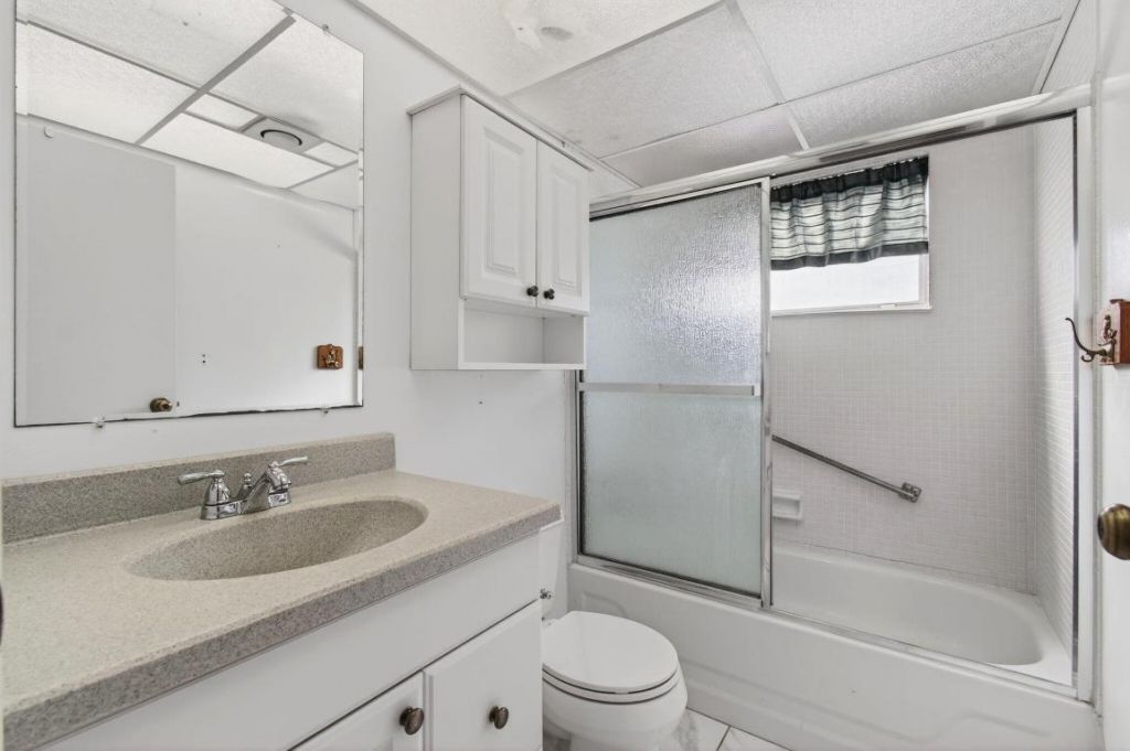 393 Flanders I, Delray Beach, FL 33484 Photo