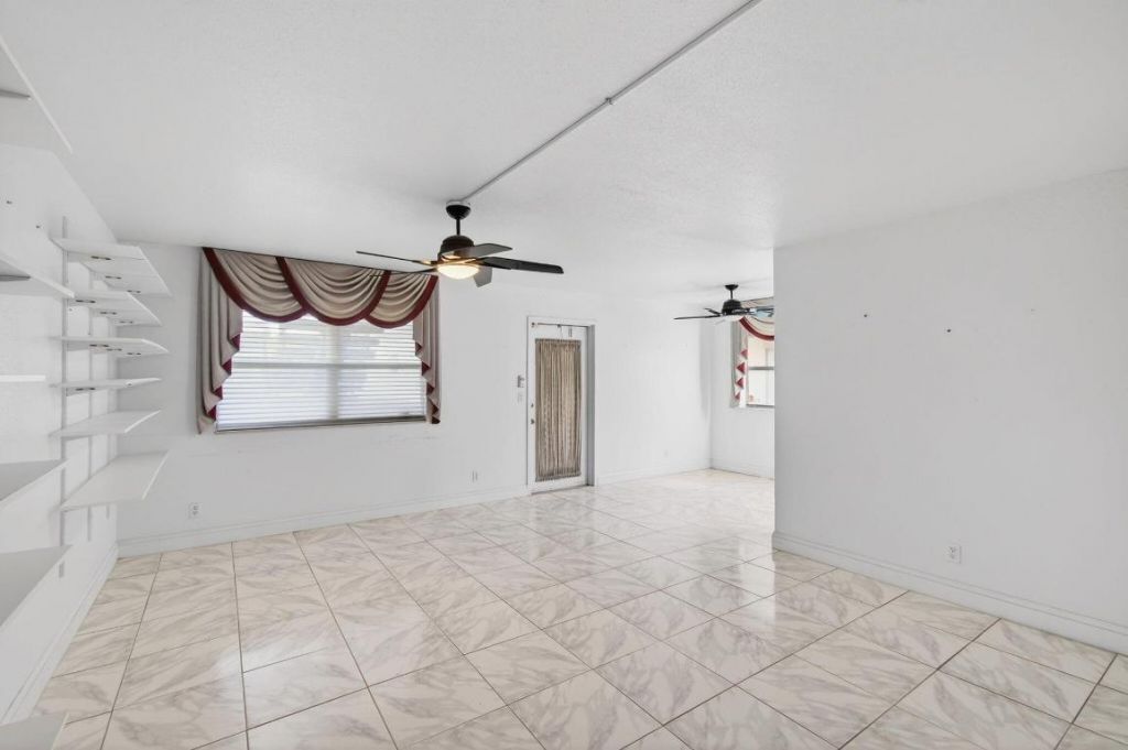 393 Flanders I, Delray Beach, FL 33484 Photo