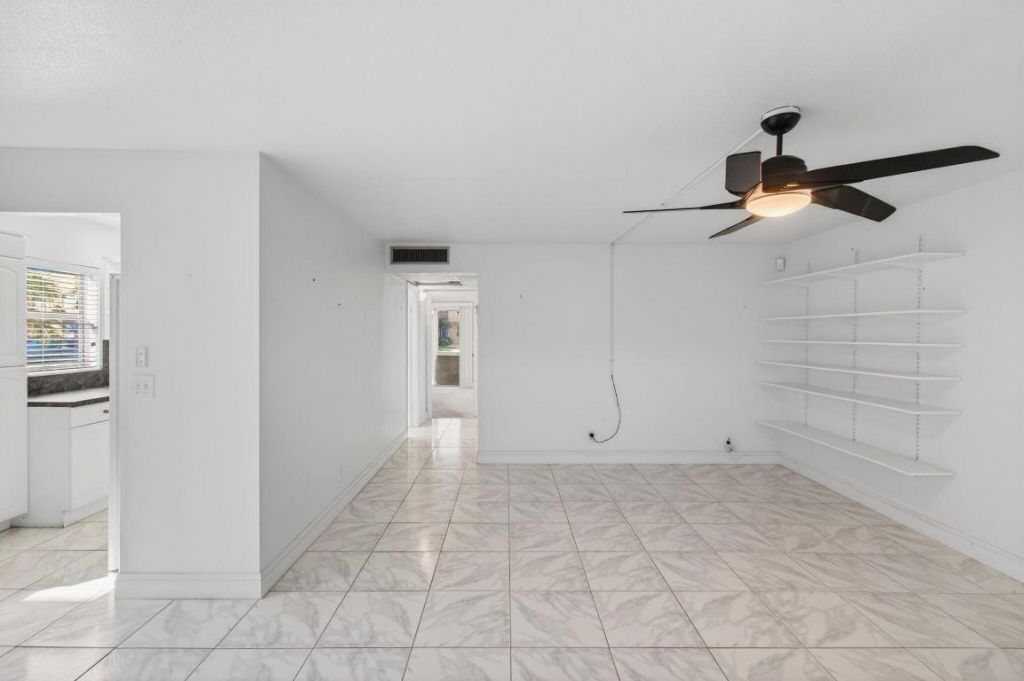 393 Flanders I, Delray Beach, FL 33484 Photo
