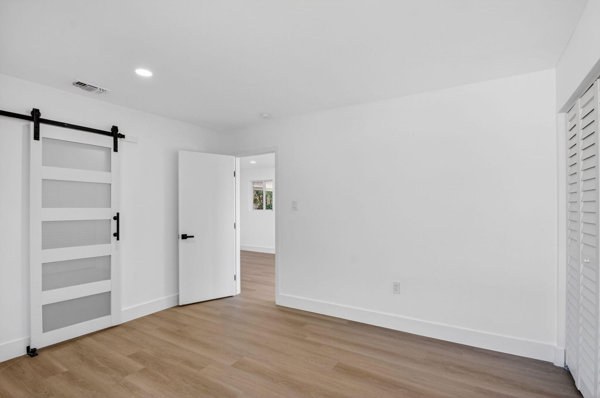 1426 Hillcrest Dr Drive, Lake Worth Beach, FL 33461 Photo