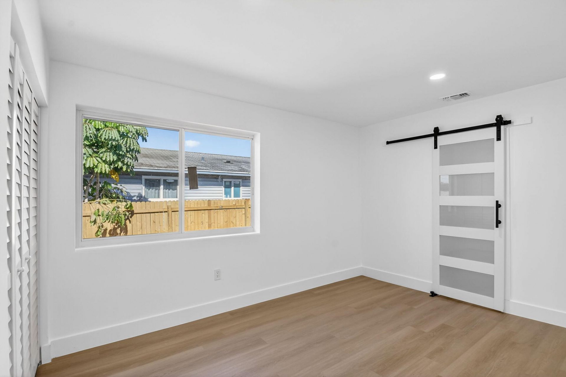 1426 Hillcrest Dr Drive, Lake Worth Beach, FL 33461 Photo