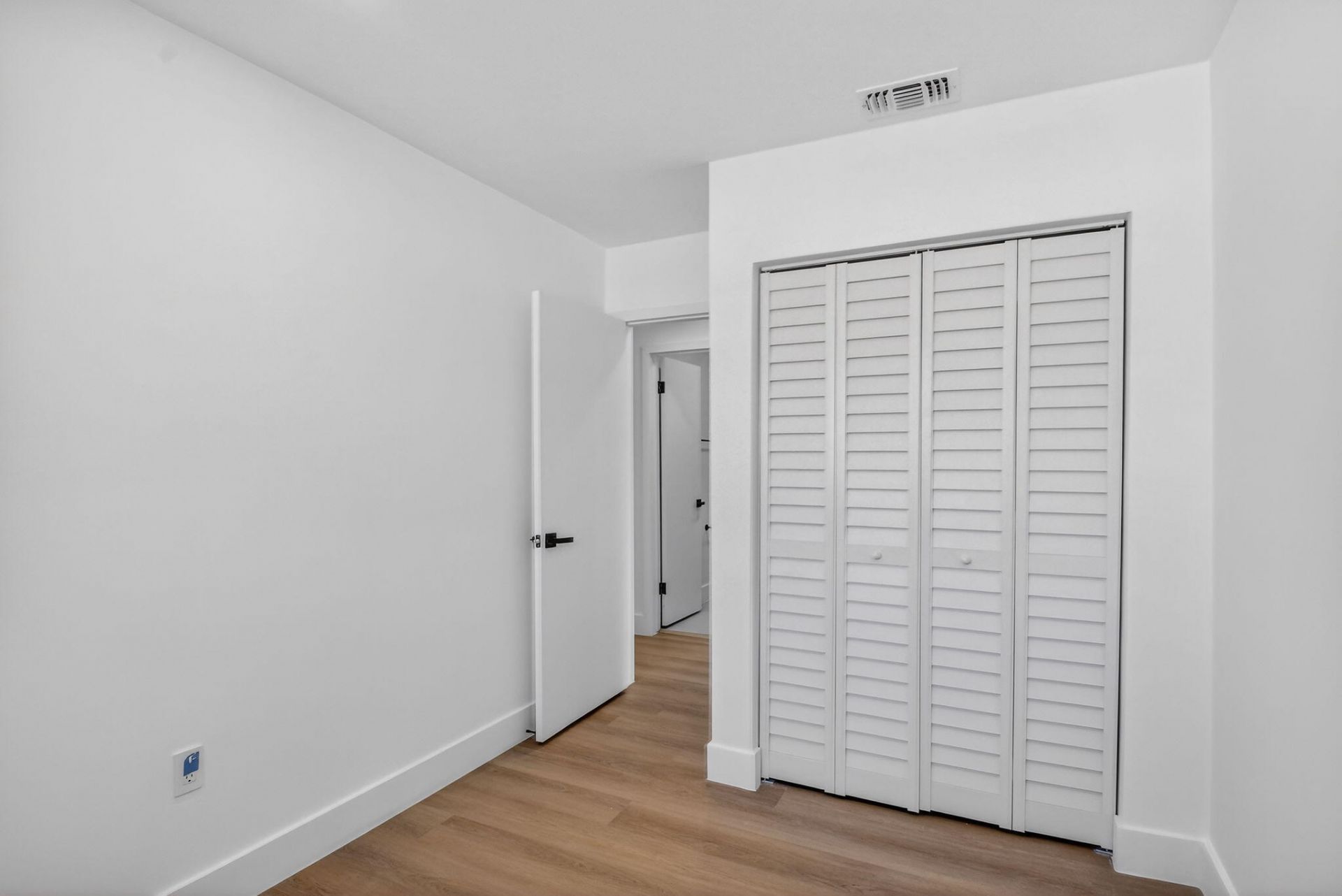 1426 Hillcrest Dr Drive, Lake Worth Beach, FL 33461 Photo