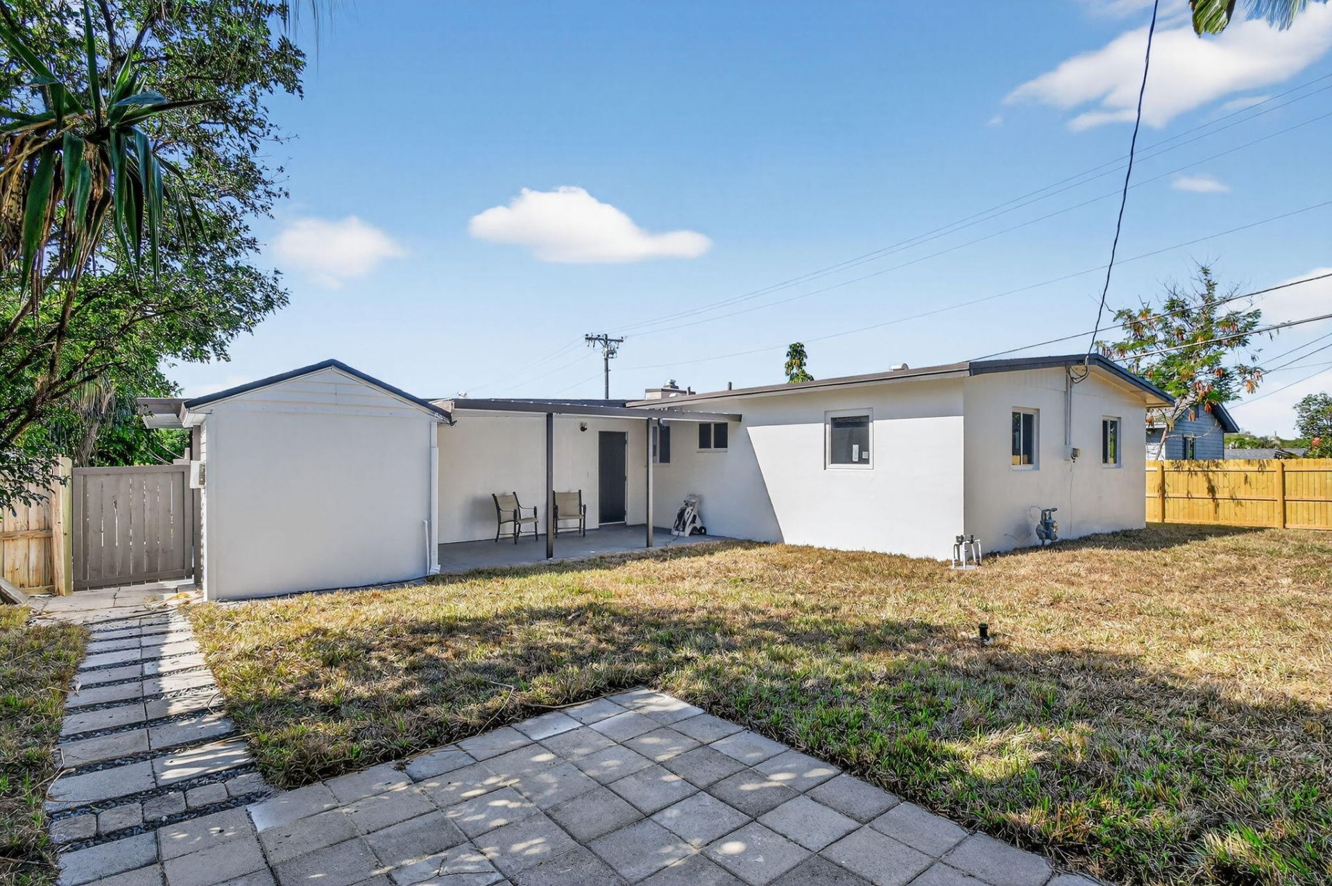 1426 Hillcrest Dr Drive, Lake Worth Beach, FL 33461 Photo