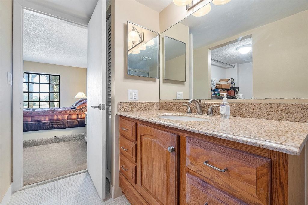 5530 NW 44th Street, Unit 216 C, Lauderhill, FL 33319 Photo