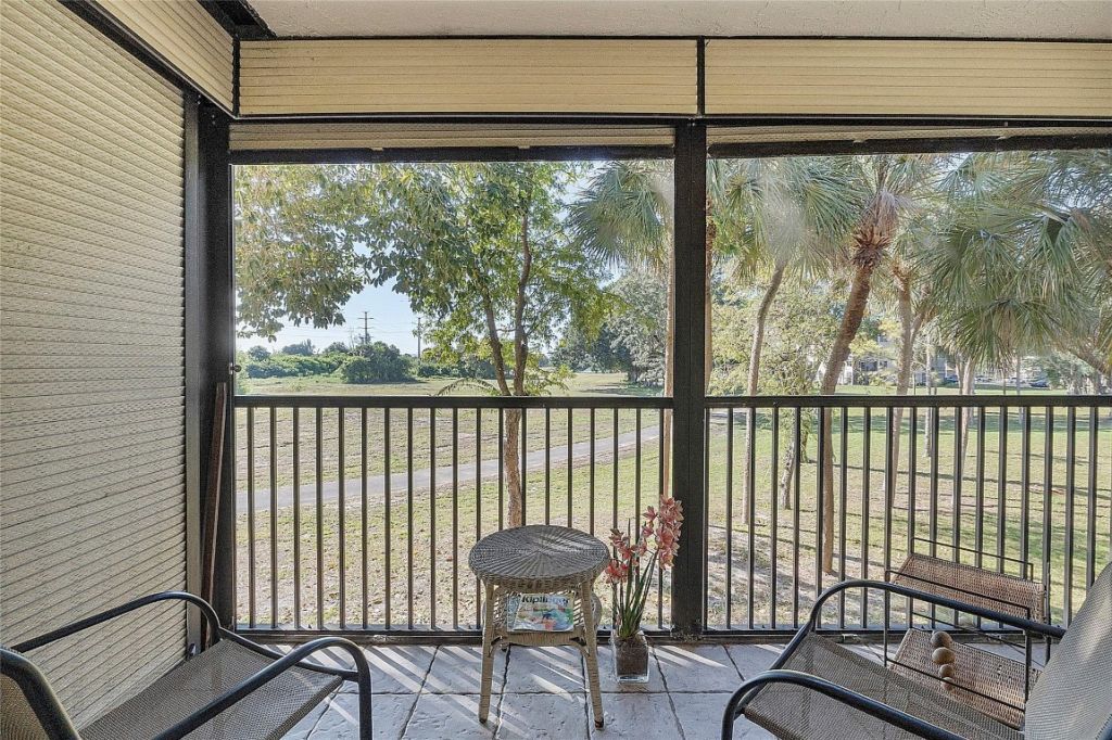 5530 NW 44th Street, Unit 216 C, Lauderhill, FL 33319 Photo