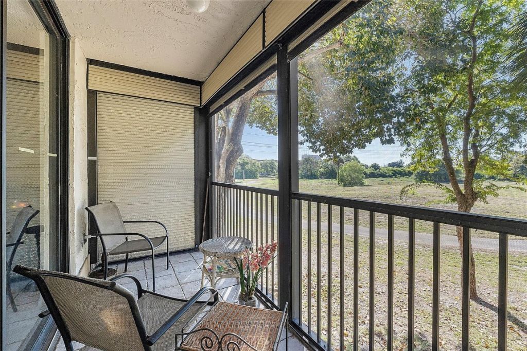 5530 NW 44th Street, Unit 216 C, Lauderhill, FL 33319 Photo