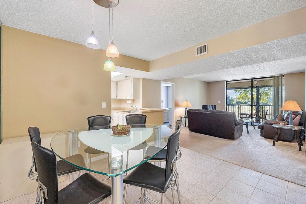 5530 NW 44th Street, Unit 216 C, Lauderhill, FL 33319 Photo