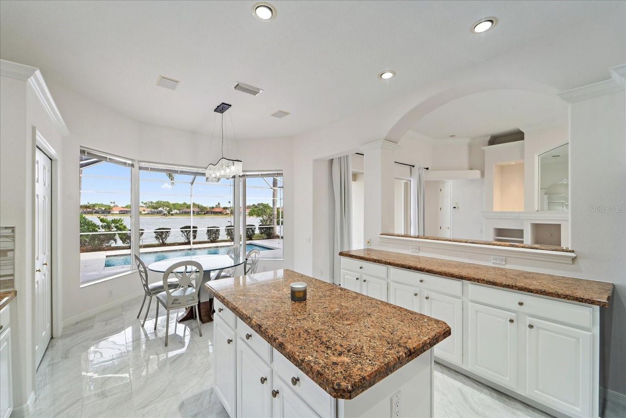 6585 Waters Edge Way, Lakewood Ranch, FL 34202 Photo