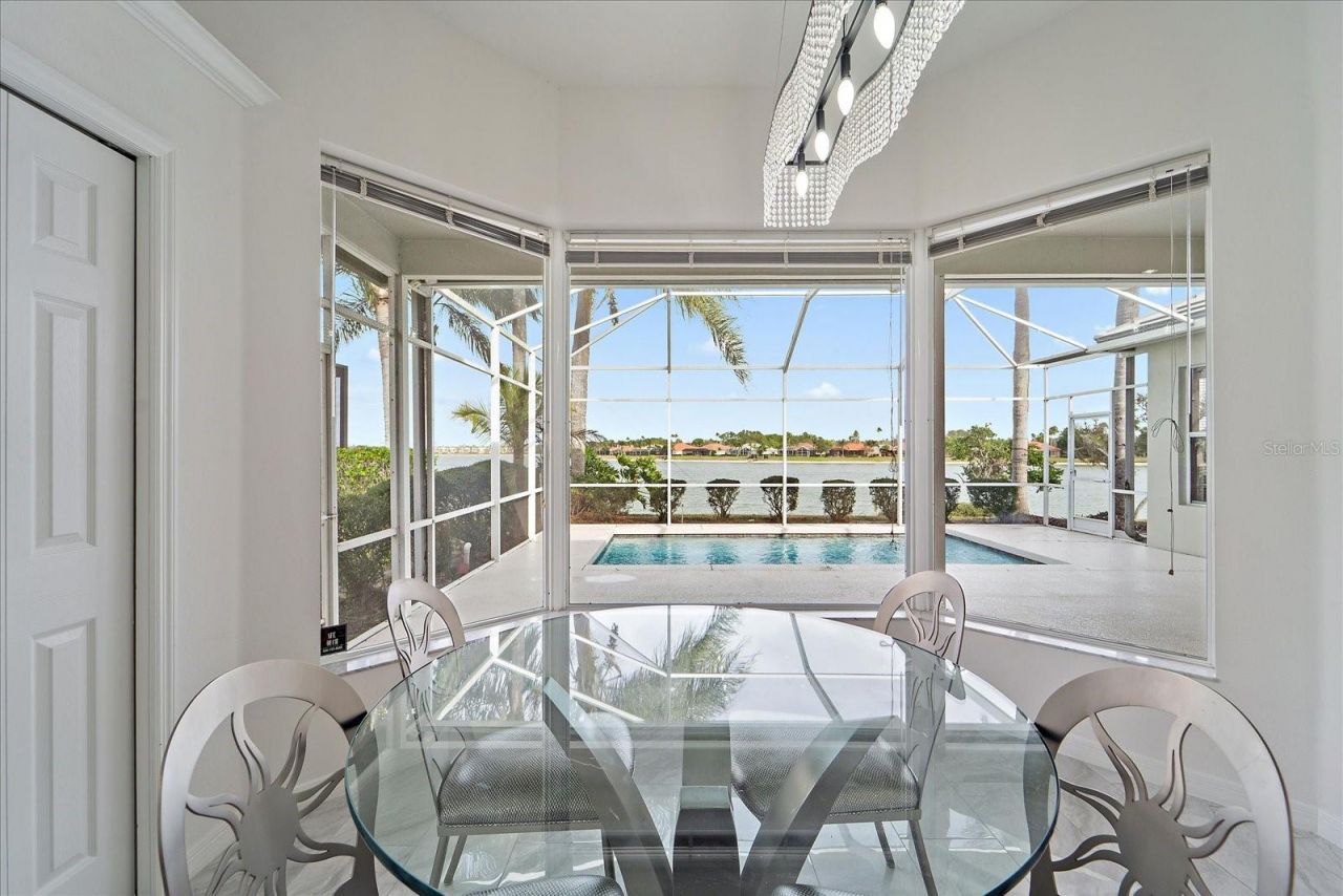 6585 Waters Edge Way, Lakewood Ranch, FL 34202 Photo